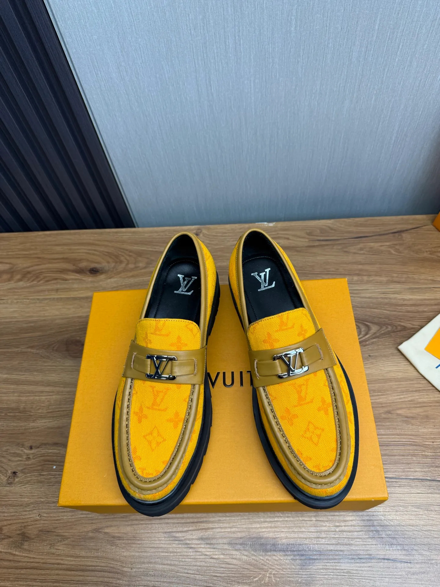 Factory 680💰 LV. Men's business casual leather shoes, all made of imported original brand leather, just to create a more comfortable wearing experience, original non-slip and wear-resistant outsole ✔️16-45 (38.45 non-returnable)